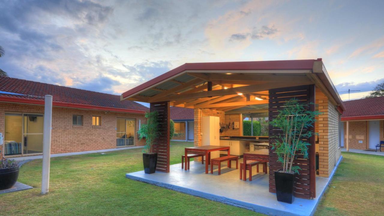 Yamba Motor Inn Exterior foto